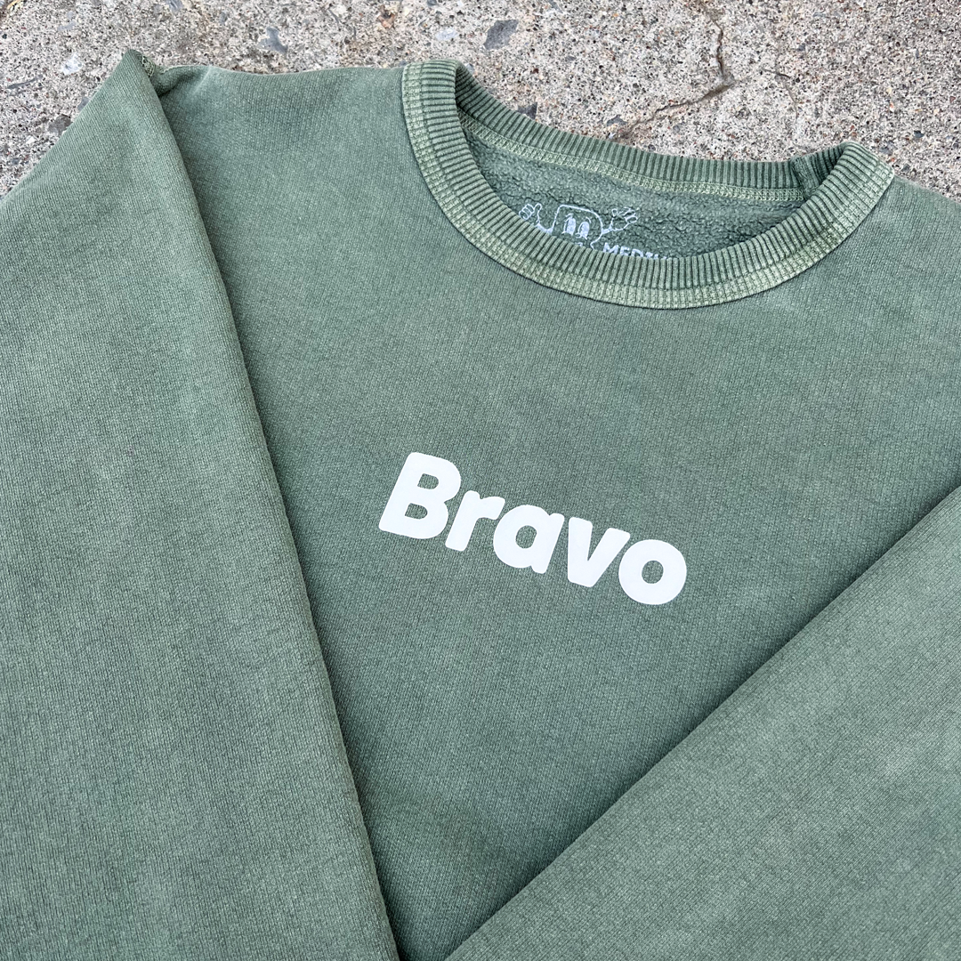 BRAVO CREWNECK